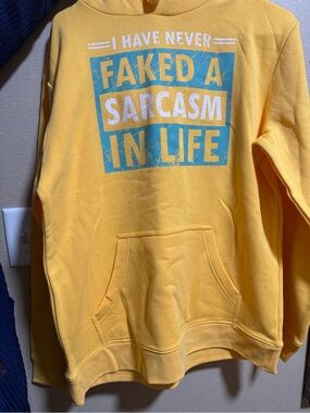 Men's Yellow Graphic Hoodie - 'I Have Never Faked A Sarcasm In Life'